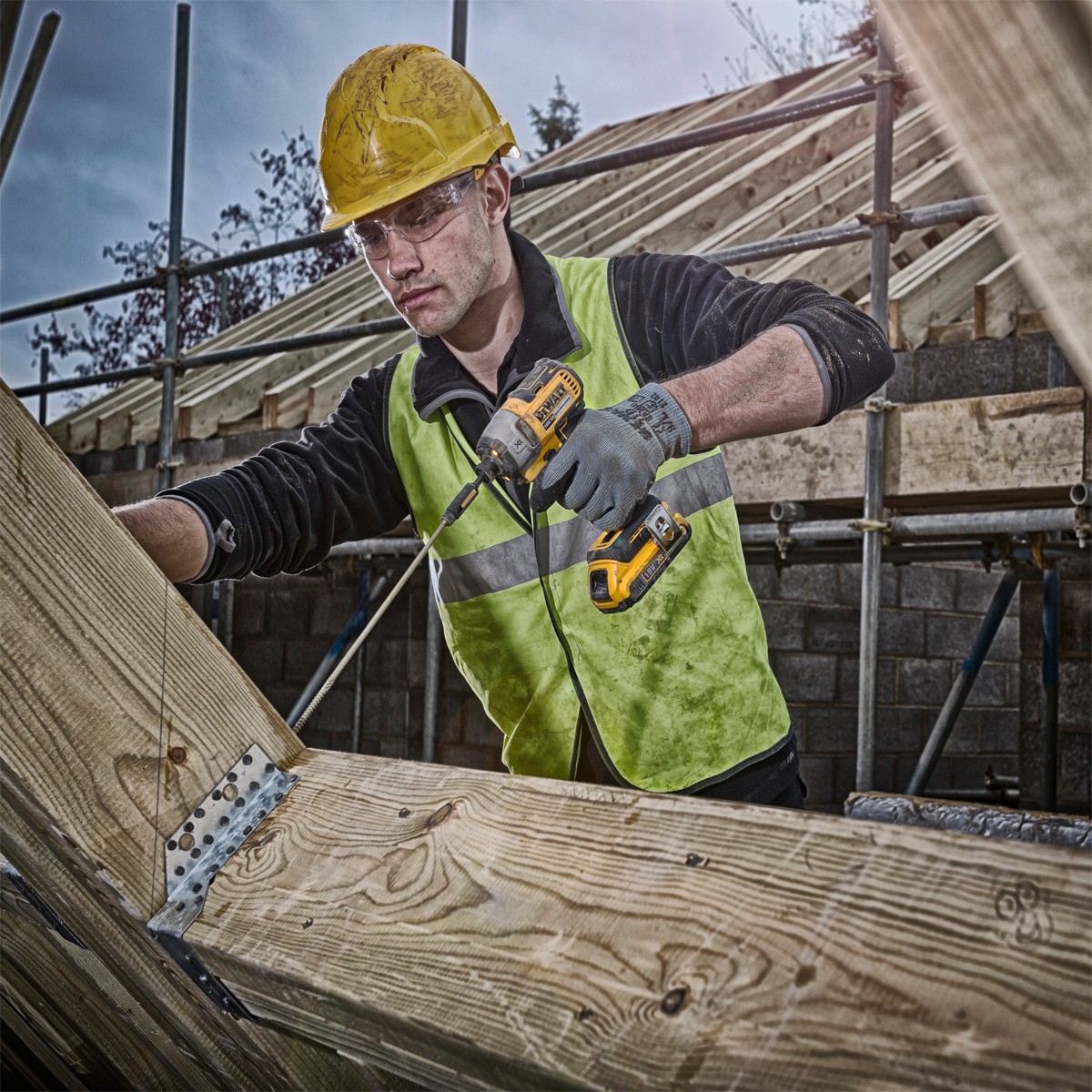 DeWALT_DCF887N_18V_XR_3_STAK__1